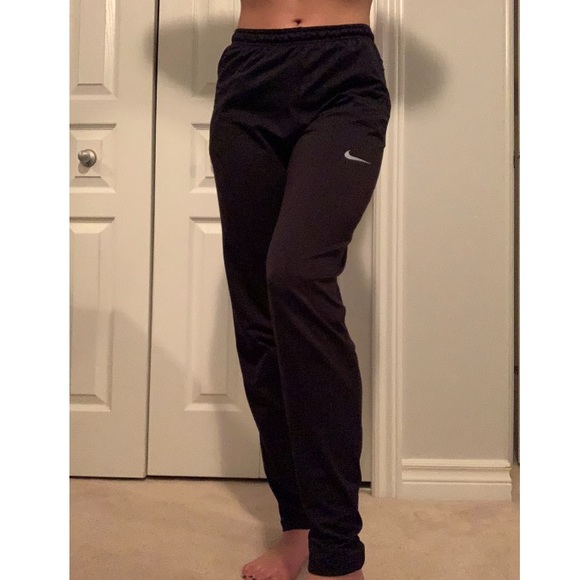 Nike joggers - Picture 1 of 3